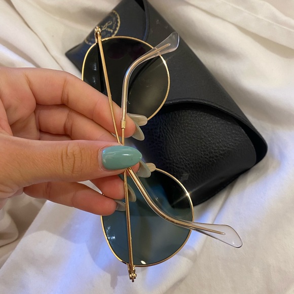 Ray Bans - Picture 2 of 3